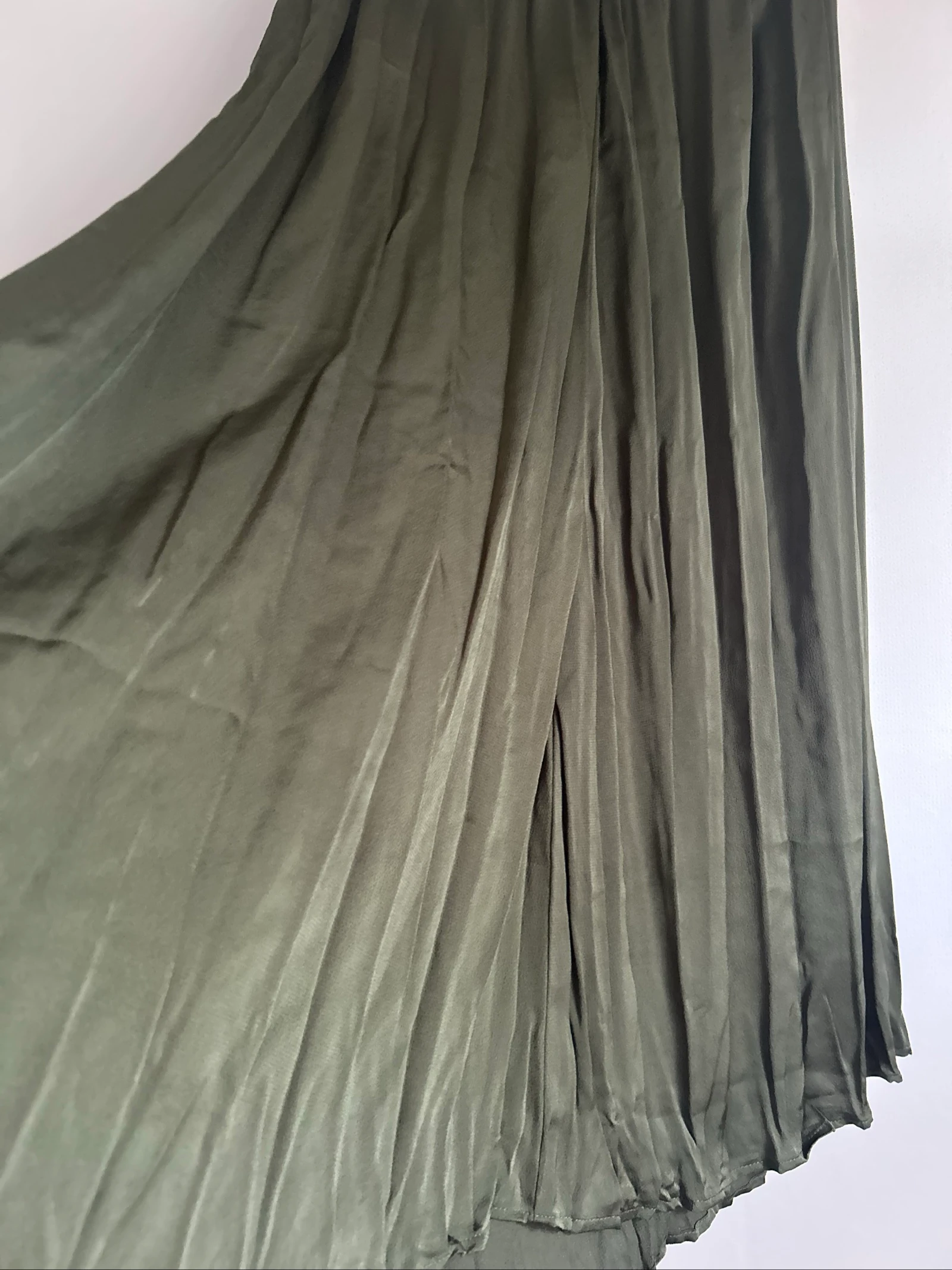 Falda larga plisada color caqui Betty Barclay (36/38) – photo 8